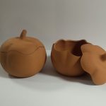 ΚΕΡΑΜΙΚH ΚΟΛΟΚΥΘΑ ΔΙΑΙΡΟΥΜΕΝΗ  16εκ.(KR5313)